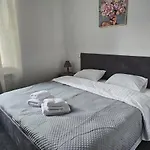 Alexandra - Prime - Pumo Βουκουρέστι