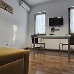 Alexandra - Prime - Pumo * Bukarest