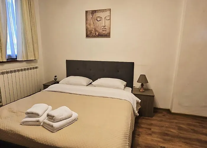 Alexandra - Prime - Pumo Apartment