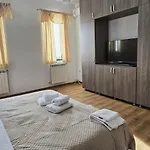 Alexandra - Prime - Pumo Апартаменти Бухарест